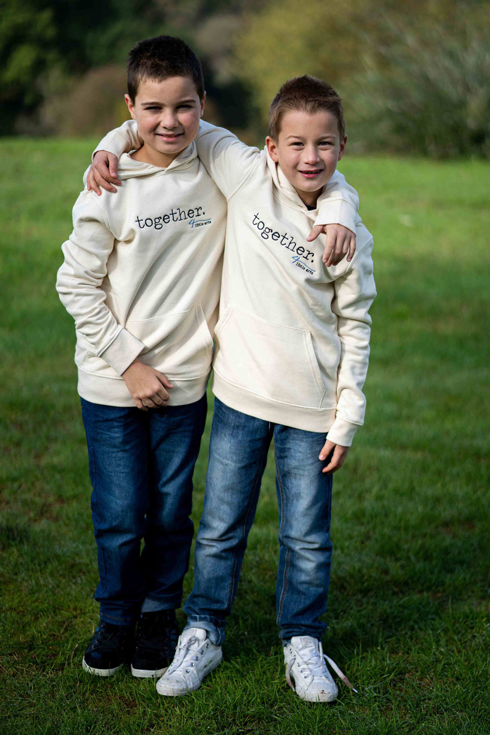 4littlearts Kinderkleidung Bio Kleidung Bio Kinderkleider Sweatshirt nachhaltig Pulli bestickt